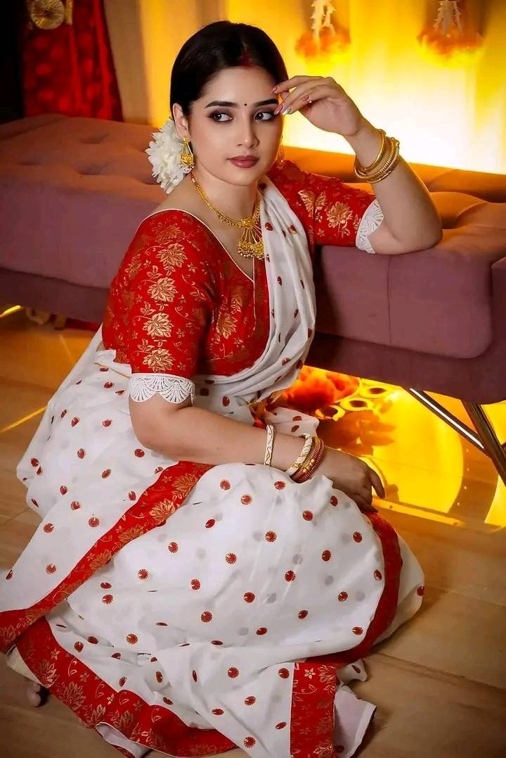 Elegant Half Silk Sharee With Blouse Piece For Pohela Boishakh